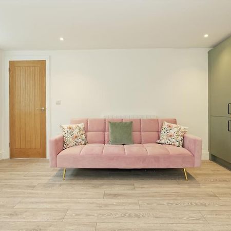 Stylish Beach Front Retreat 2 Bedrooms Herne Bay Extérieur photo