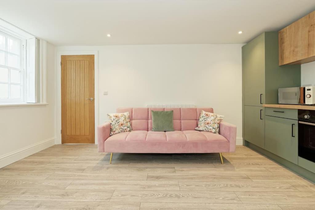 Stylish Beach Front Retreat 2 Bedrooms Herne Bay Extérieur photo