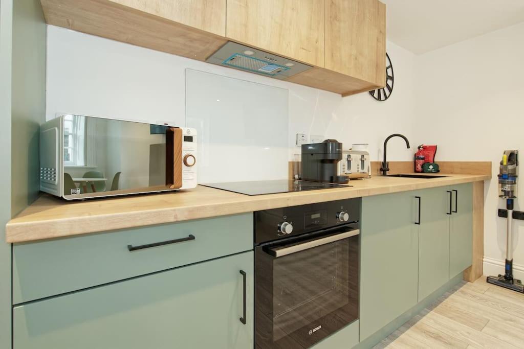 Stylish Beach Front Retreat 2 Bedrooms Herne Bay Extérieur photo