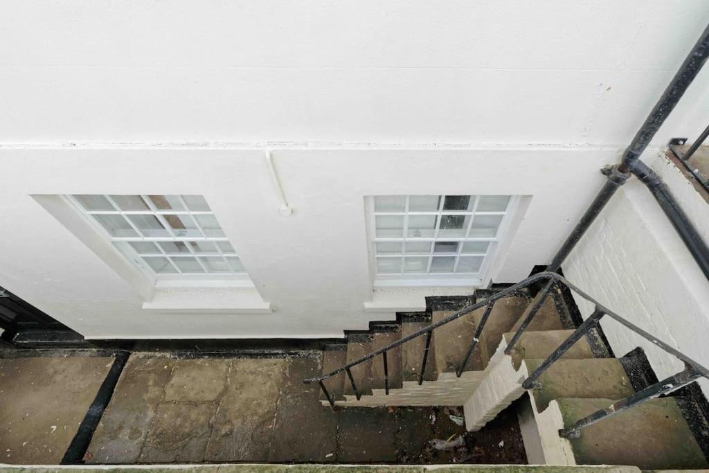Stylish Beach Front Retreat 2 Bedrooms Herne Bay Extérieur photo